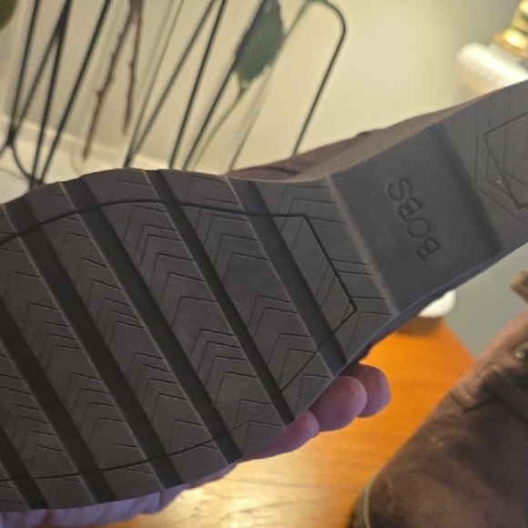 Bobs Skechers Dark Brown Suede Wedge BootIES SIZE 8 - Picture 3 of 6